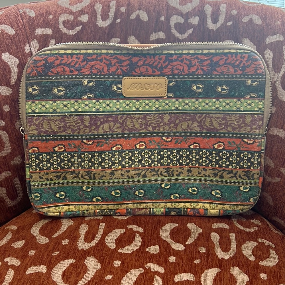 Padded laptop case - 14.5”